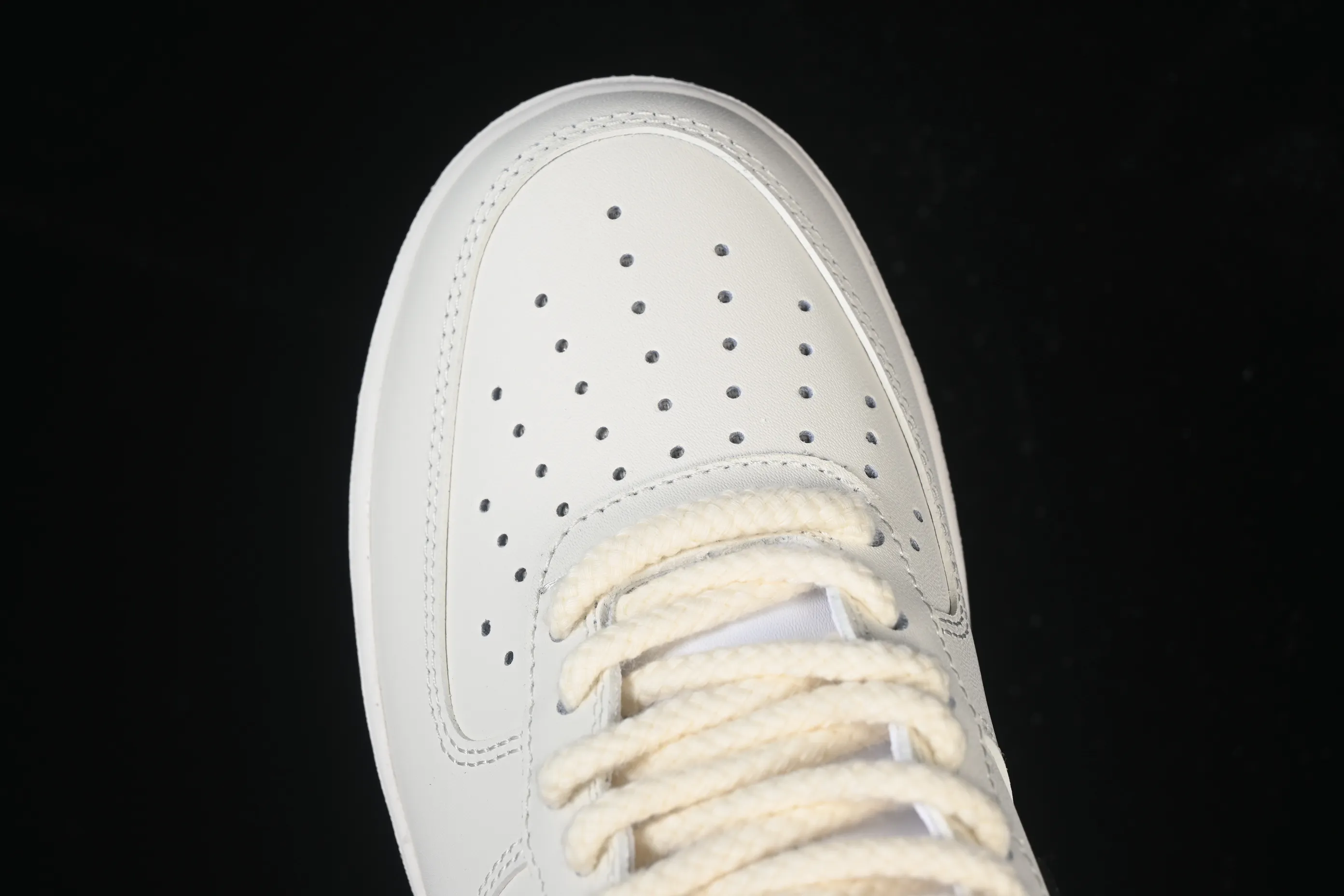 All categories Nk Air Force 1 Air Force series Nk Air Force 1 Low Air Force low-top Nike Air Force 1'07 Low joint white and black Air Force 1 low-top casual sneakers ZH0318-128